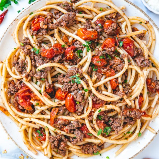 Bolognese Pasta Recipe (Easy/30min)