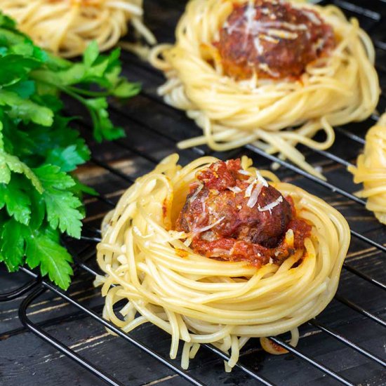 Spaghetti ‘Meatball’ Cups