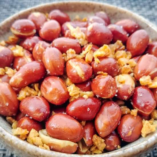 Garlicky Fried Peanuts