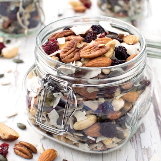 Easy Trail Mix