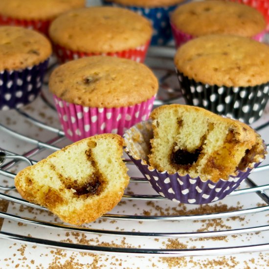 Mini cinnamon swirl cupcakes