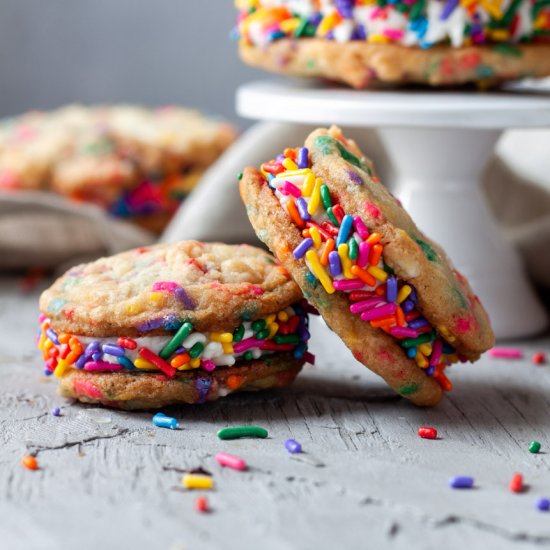 Funfetti Cooke Sandwiches