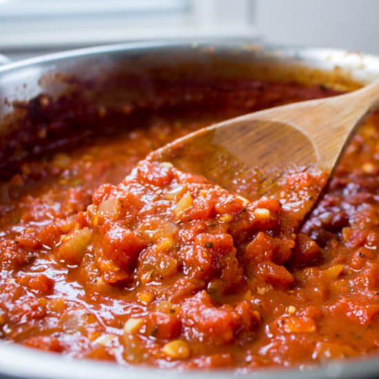 Back to Basics: Tomato Sauce