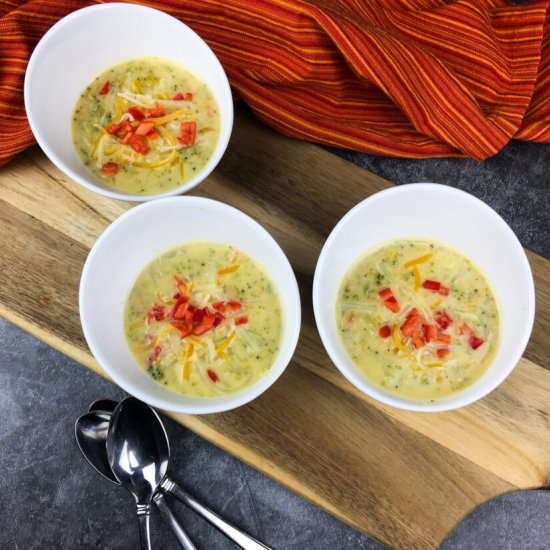 Instant Pot Broccoli Cheese Soup