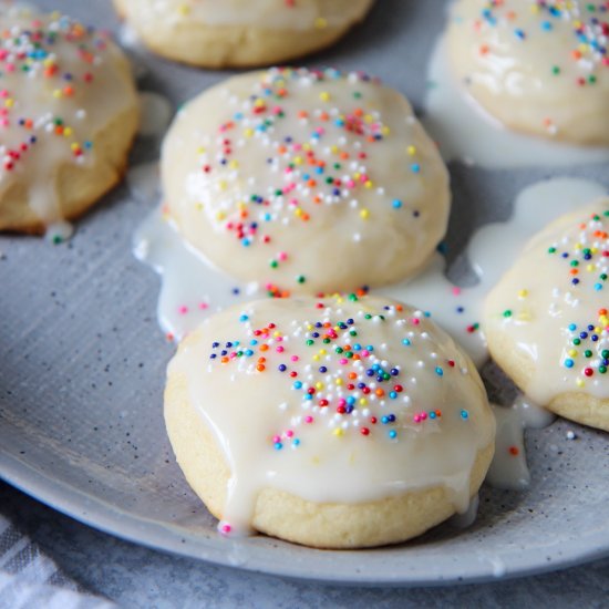 Italian Lemon Ricotta Cookies