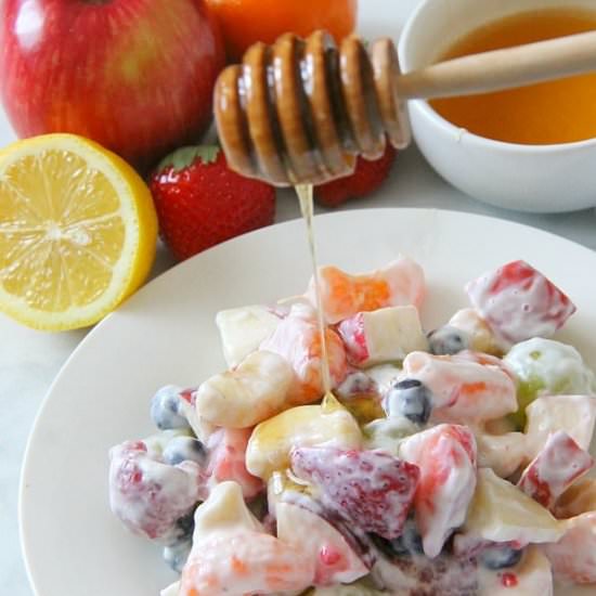 Creamy Yogurt Fruit Salad