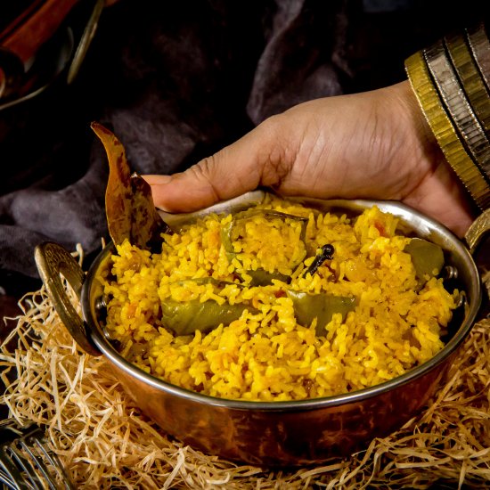 Chal Potol/ Pointed Gourd Polao