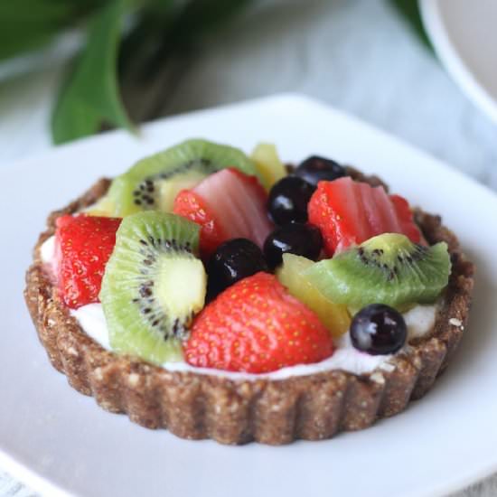 Easy Raw Vegan Yogurt Fruit Tarts