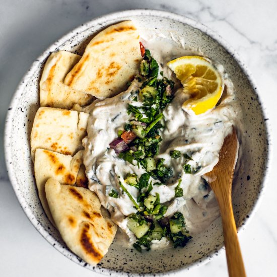 simple mint greek yogurt sauce