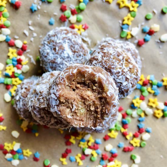 Chocolate Raspberry Cake Truffles