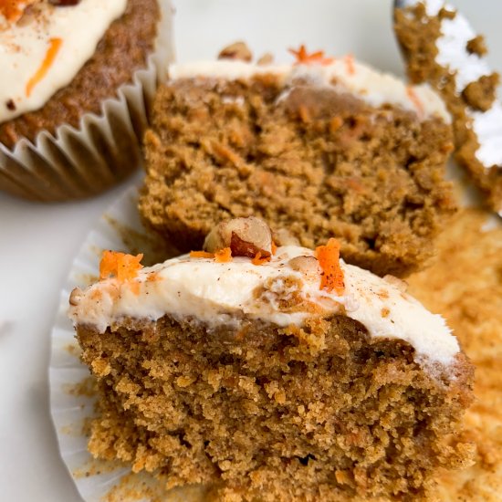 Healthier Carrot Cake Cupcakes