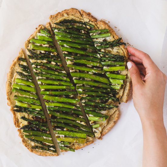 Keto Ricotta and Asparagus Flatbread