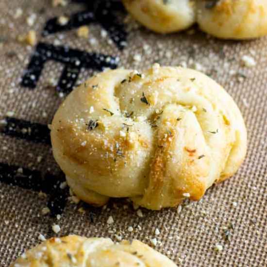 Pizza Dough Garlic Knots