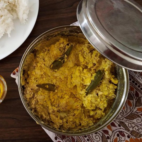 Machher dim bhapa/ steamed fishroe