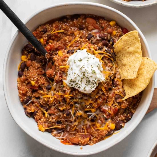 Easy Quinoa Chili