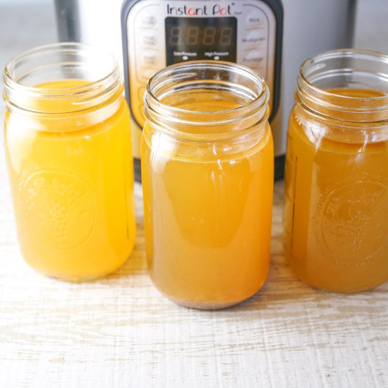 Instant Pot Chicken Stock