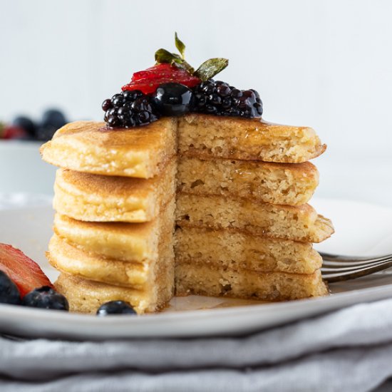 Fluffy Almond Flour Pancakes