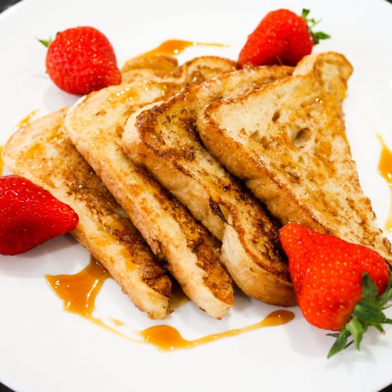 Fluffy Cinnamon French Toast