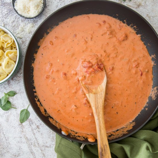 Easy Tomato Cream Sauce