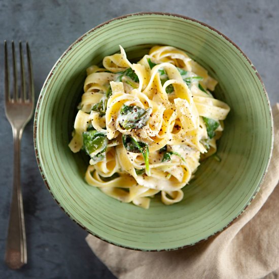 Creamy Vegan Fettuccine Alfredo