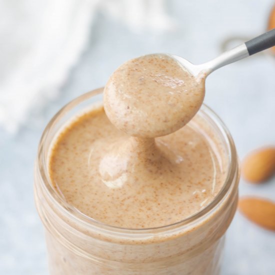 Homemade Raw Creamy Almond Butter