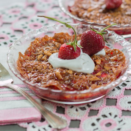 Genius Strawberry Lace-Cookie Crisp