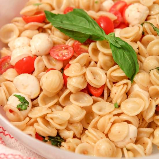 Caprese Pasta Salad