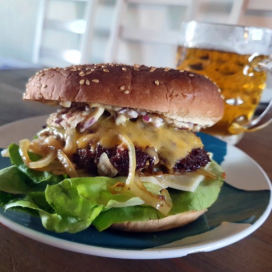 “Oklahoma style” Cheeseburger