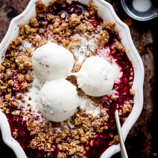 Quick and Easy Fruit Crumble