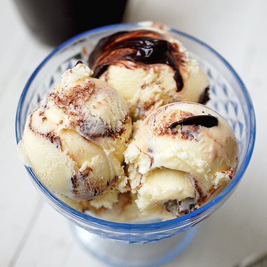 Vanilla fudge swirl ice cream