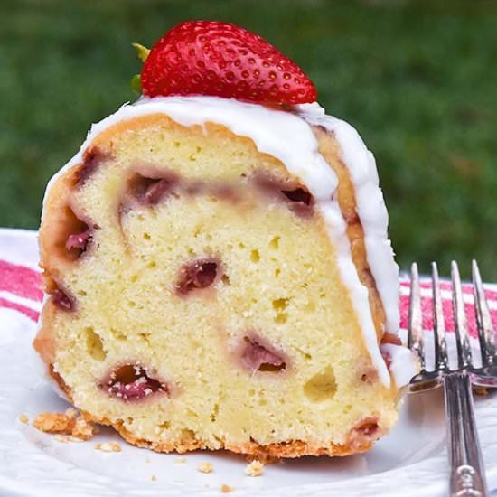 Strawberry Pound Cake