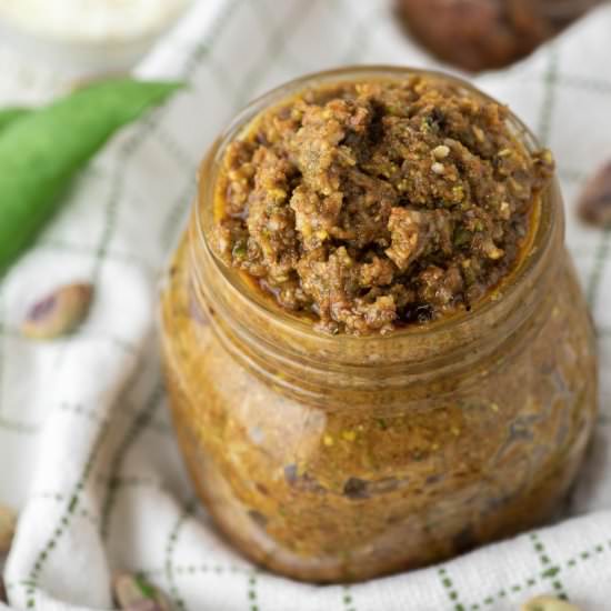 Sun-Dried Tomato Pesto