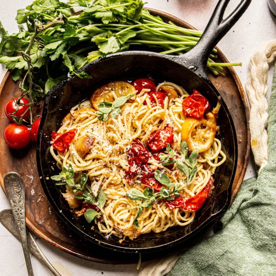 Roasted Garlic Pantry Pasta