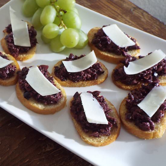 Kalamata Olive & Parmesan Crostini