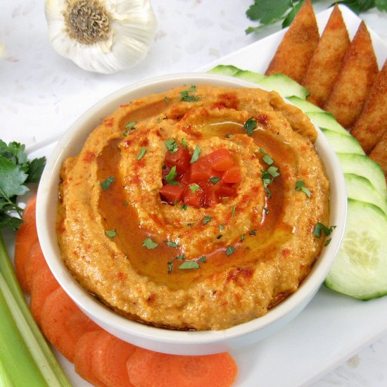 Roasted Pepper Cauliflower Hummus