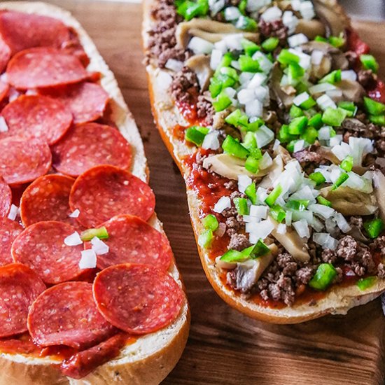 Weeknight Garlic Bread Pizza