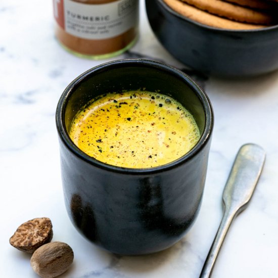 Turmeric Latte (aka Golden Milk)