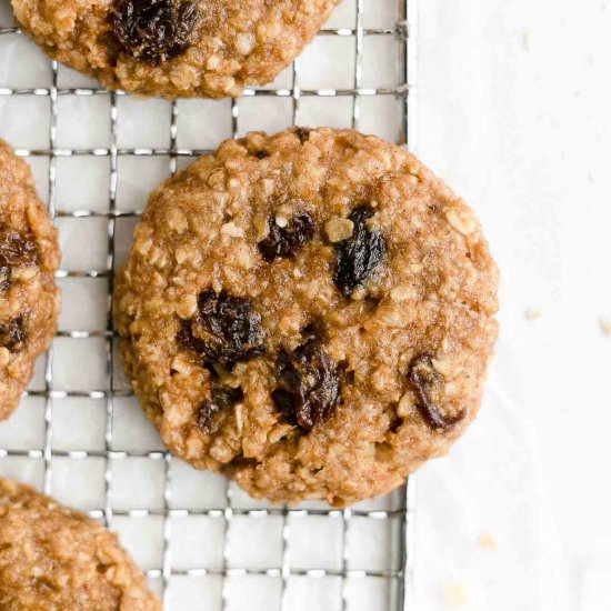 Flourless Oatmeal Raisin Cookies