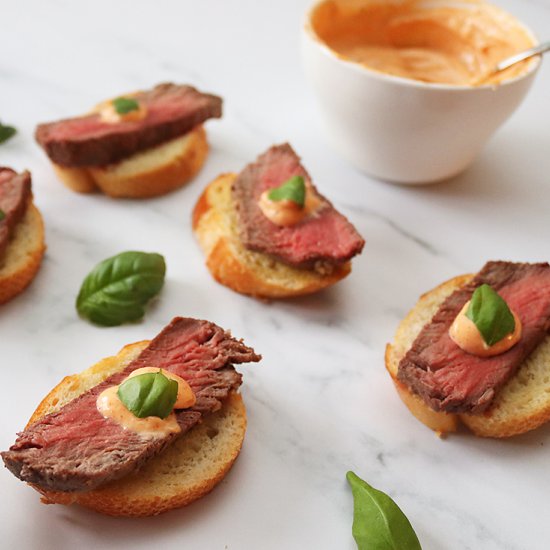 Beef Crostini with Mascarpone Sauce