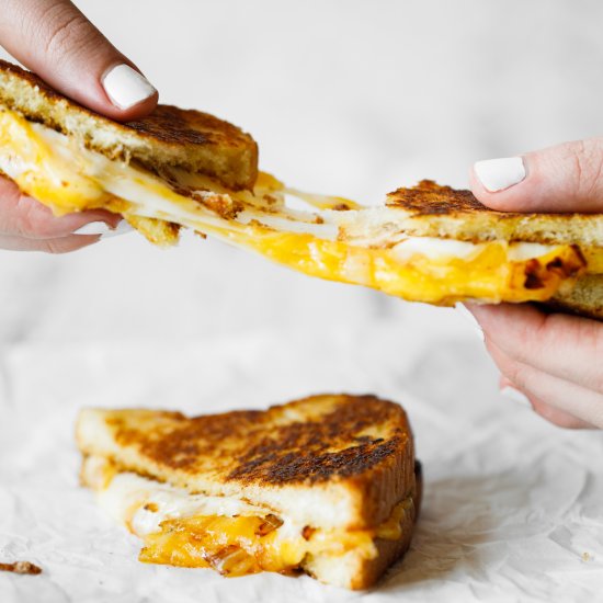 Crispy Grilled Cheese Sandwich​