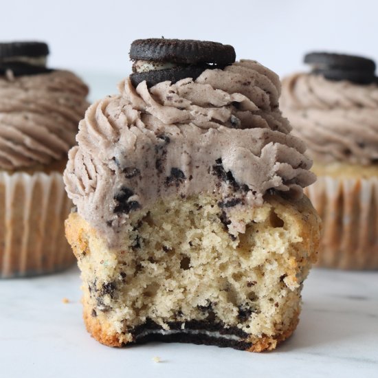 Oreo Bottom Cupcakes