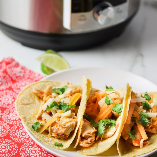 Instant Pot Shredded Chicken Tacos