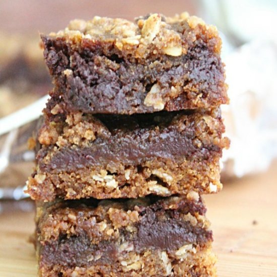 Chocolate Caramel Oatmeal Bars