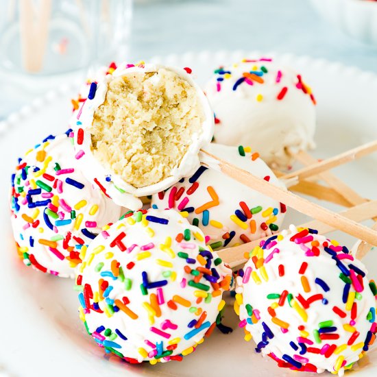 Eggless Homemade Cake Pops