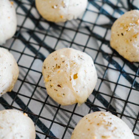 Mozzarella Stuffed Garlic Biscuits