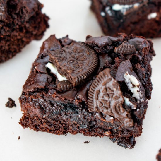 Vegan Oreo Brownies