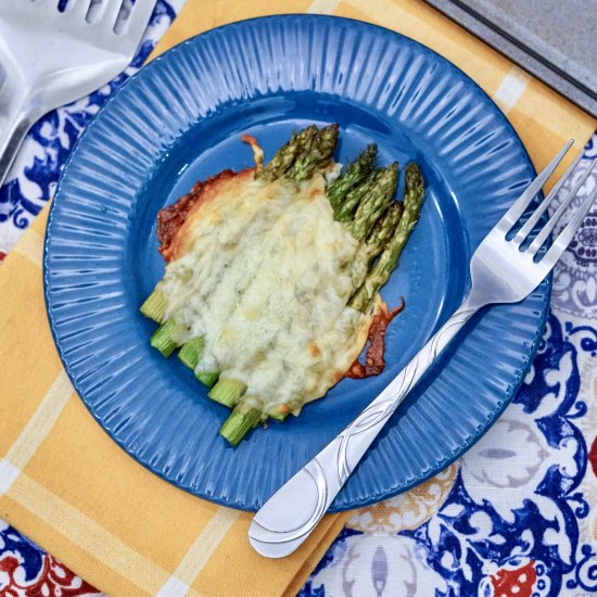 Cheesy Garlic Sheet Pan Asparagus