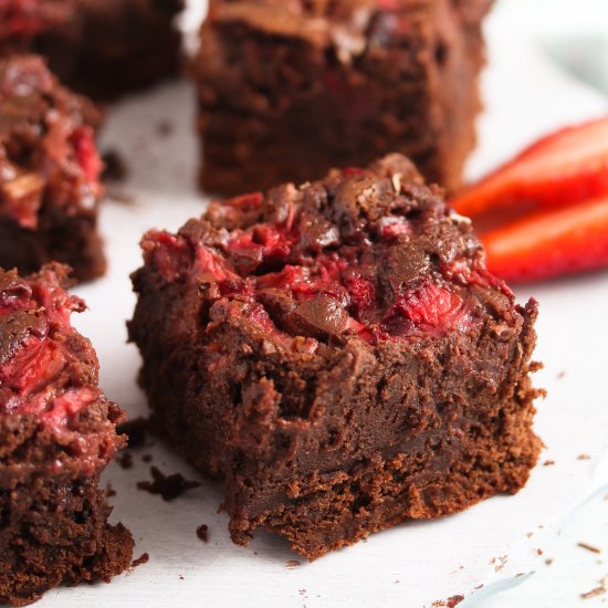 Brownies with Strawberries