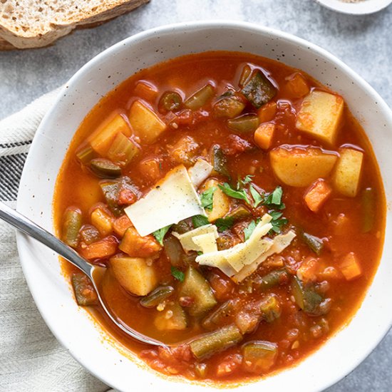 Easy Minestrone Soup