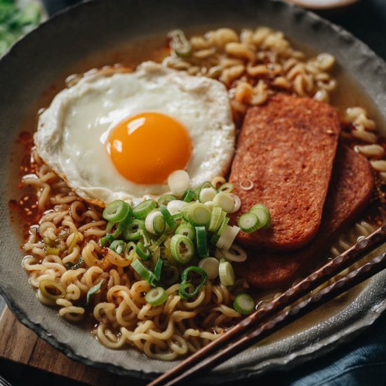 10-Minute Spam Ramen